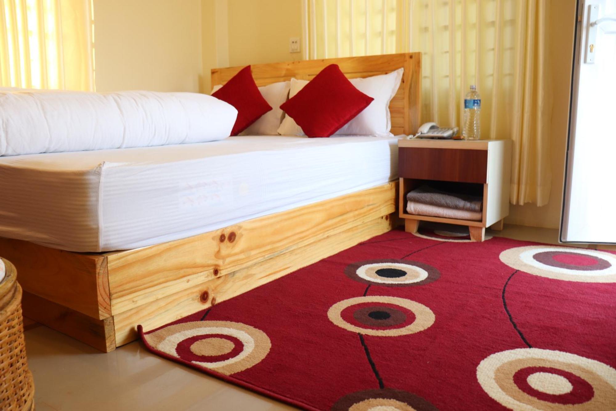 Hotel Young'S Stupa Ranipauwa 외부 사진