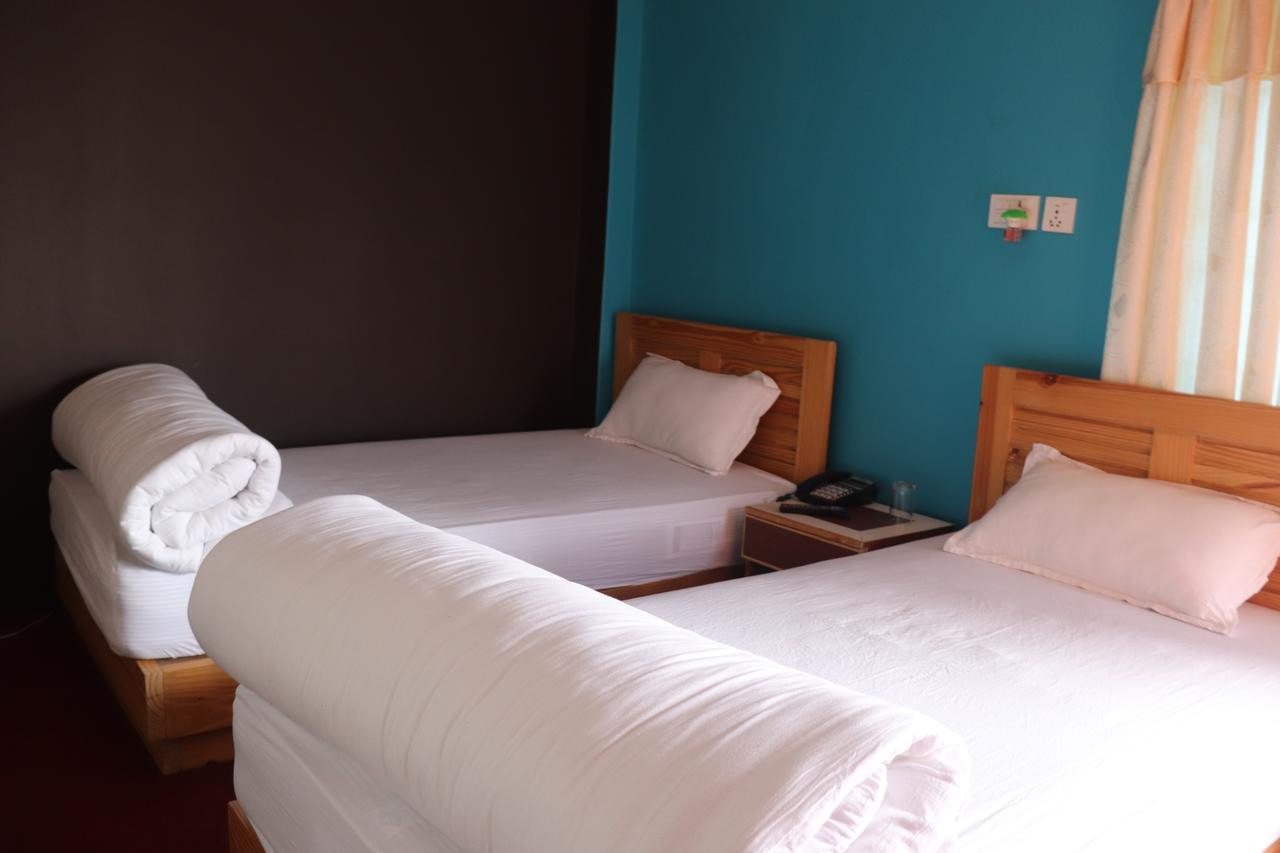 Hotel Young'S Stupa Ranipauwa 외부 사진