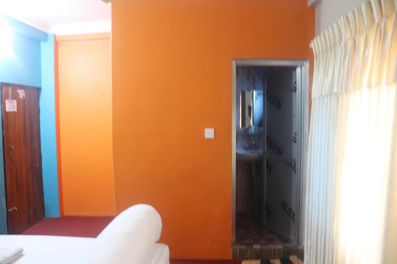 Hotel Young'S Stupa Ranipauwa 외부 사진
