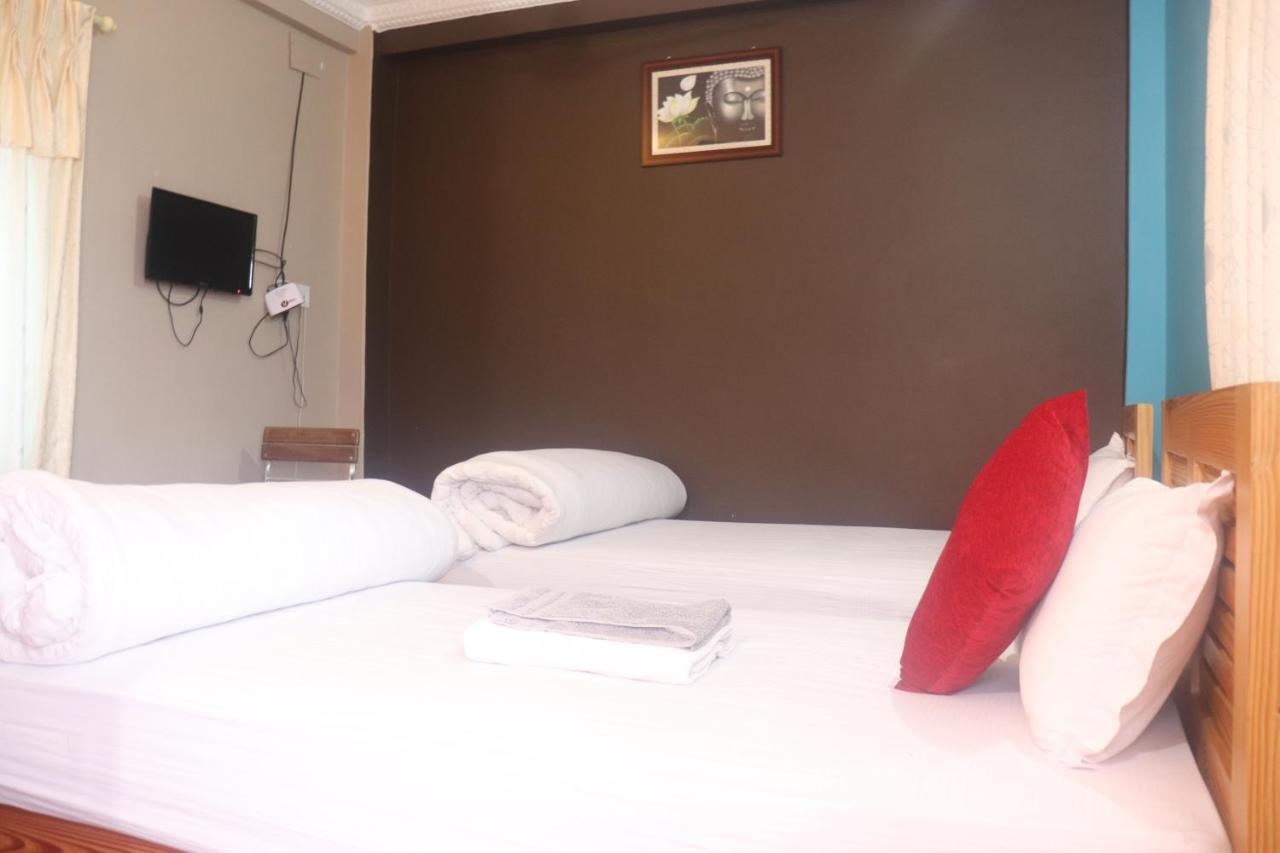 Hotel Young'S Stupa Ranipauwa 외부 사진