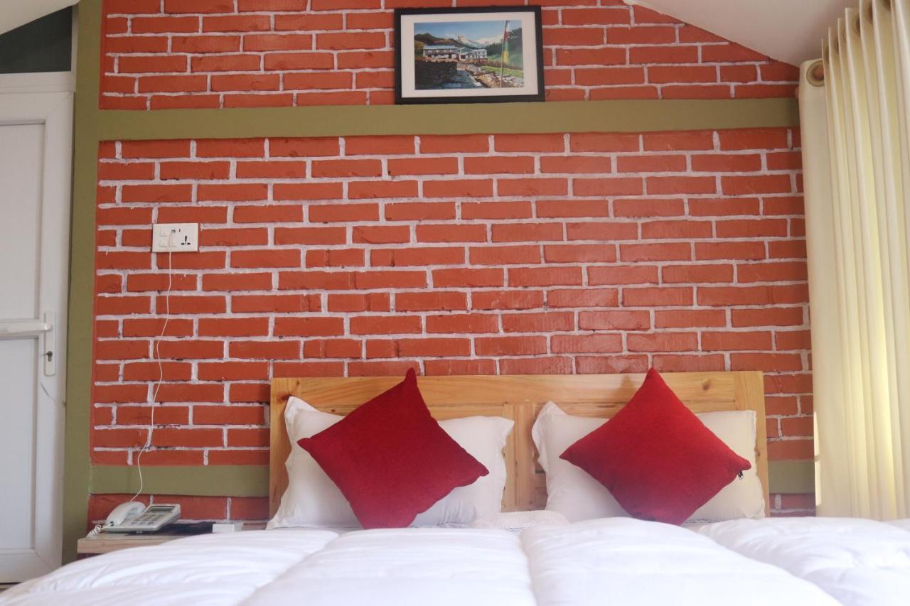 Hotel Young'S Stupa Ranipauwa 외부 사진